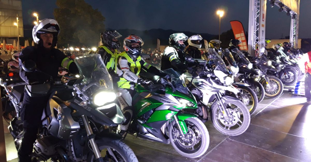 Els prop de 3.000 motoristes de la Rider 1.000 ja recorren les quatre rutes marcades, amb sortida i arribada a Tortosa