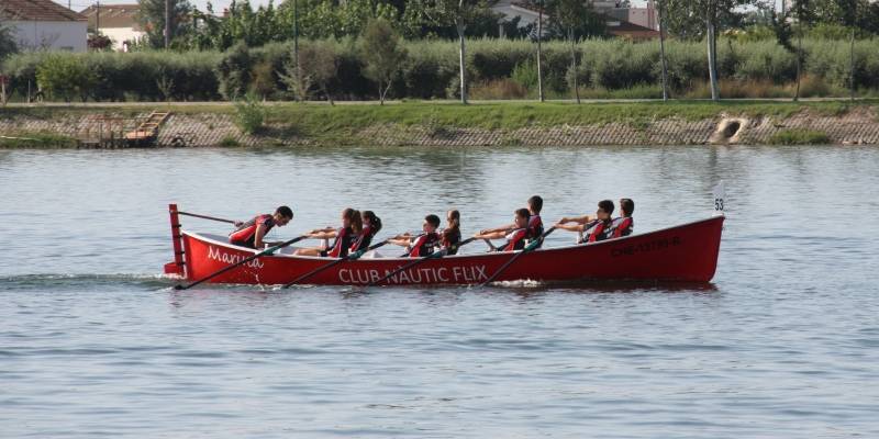 Sant Jaume d�Enveja concentrar� 600 participants a la 5a Regata de la Lliga Catalana de Lla�ts