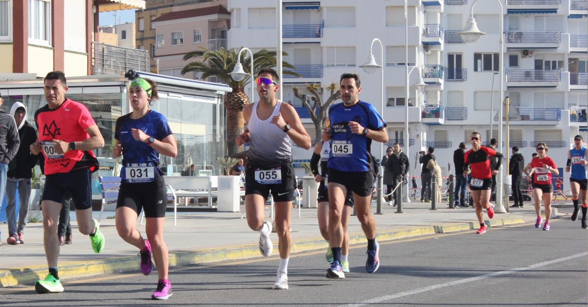 El Running Series 10.000 de lAmpolla reuneix 180 corredors i corredores