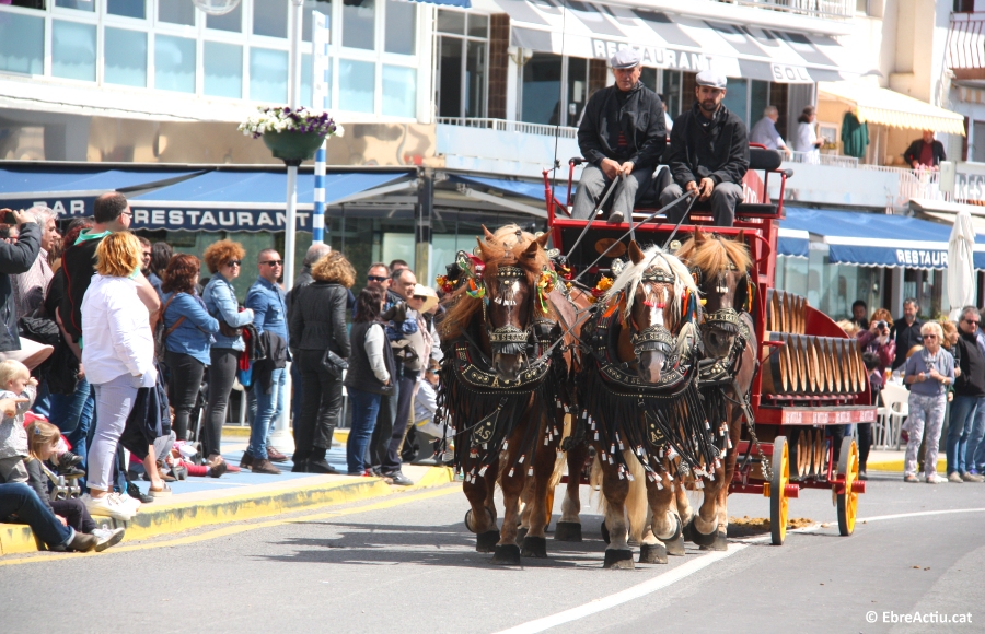 Ms de 50 entitats participen en la Trobada Nacional dels Tres Tombs a l’Ampolla | EbreActiu.cat, revista digital d’oci actiu | Terres de l’Ebre ...