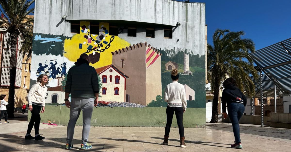 Campred homenatja al catal del Pas Valenci per celebrar el Dia Internacional de la Llengua Materna