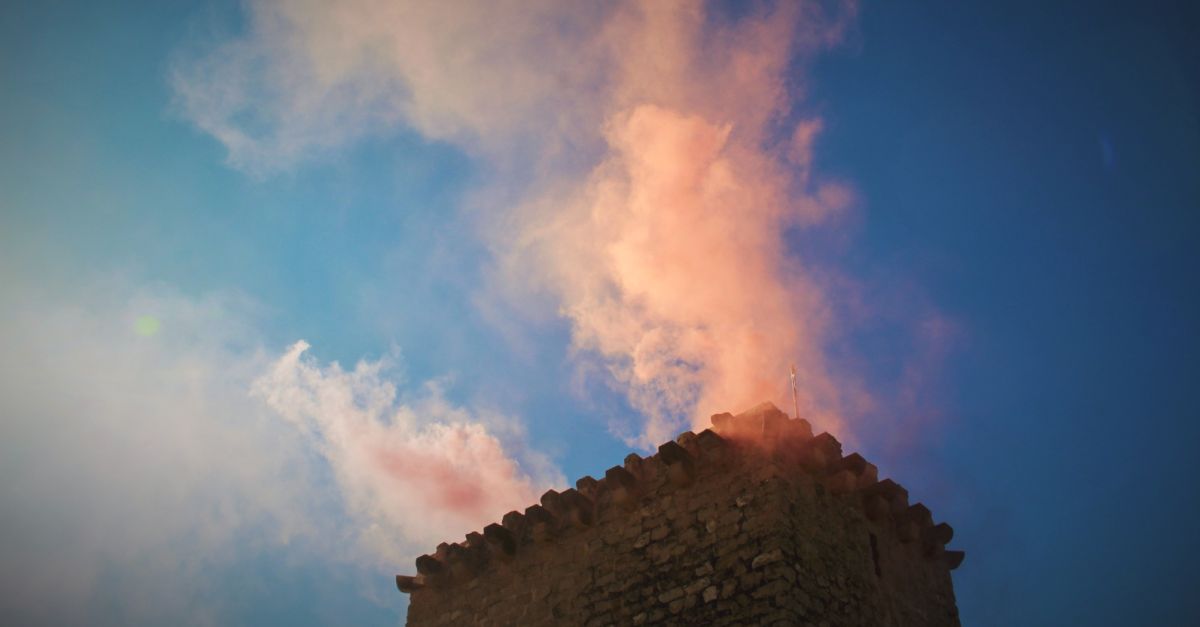 Campred encn les torres de Font de Quinto i la Casa del Prat pels drets humans