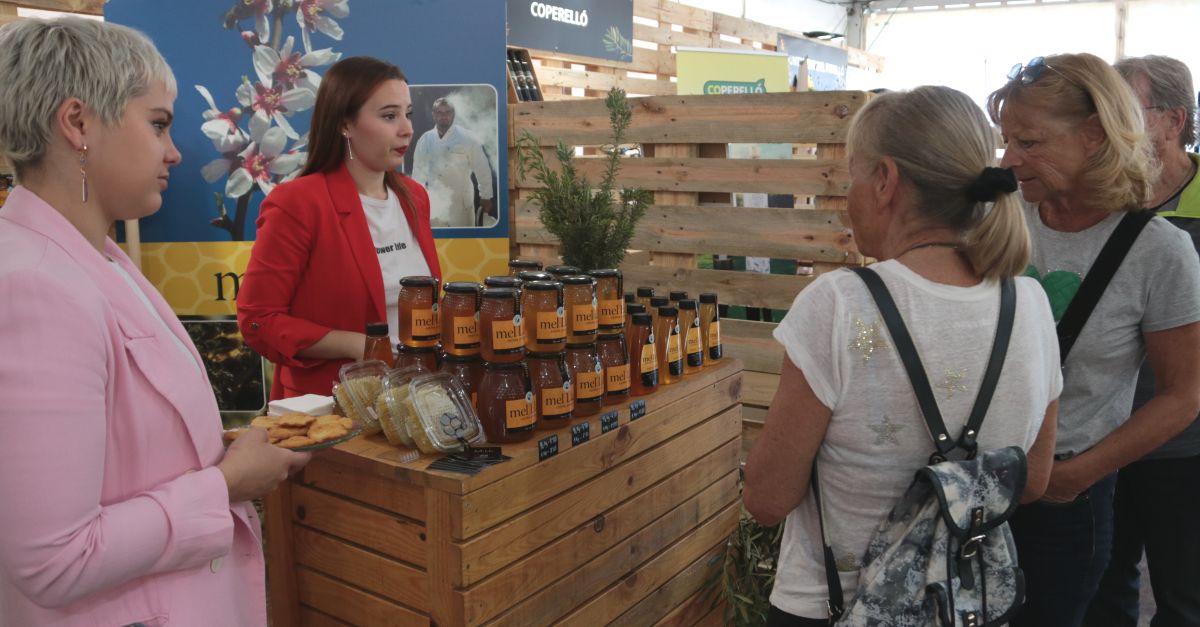 La fira de la mel i l’oli del Perell es reinventa per potenciar la proximitat i qualitat en els nous patrons de consum | EbreActiu.cat, revista digital d’oci actiu | Terres de l’Ebre ...