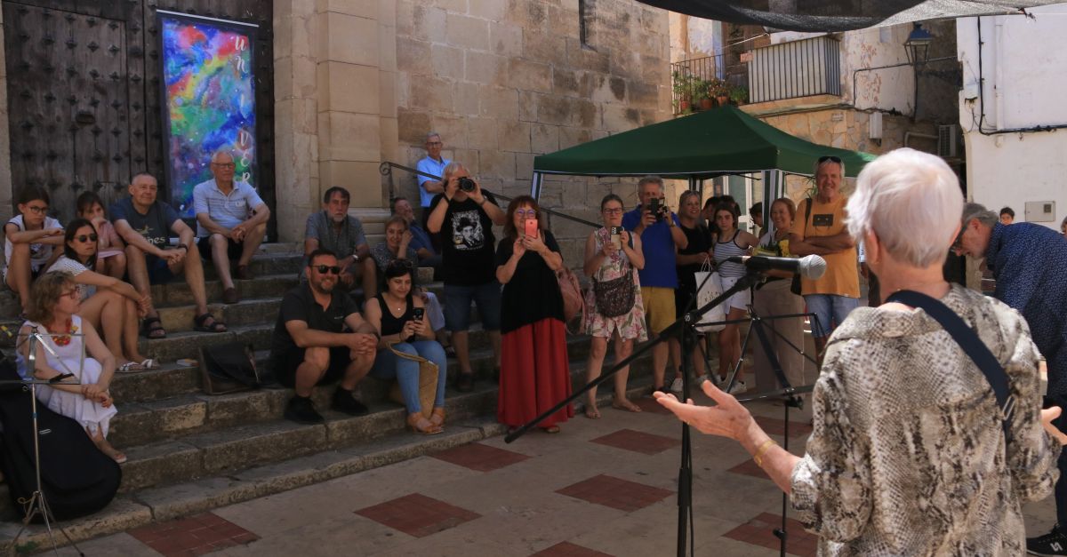 El festival UN-I-VERS sestrena a Benifallet per "sembrar una llavor" de poesia a travs de diversos formats artstics