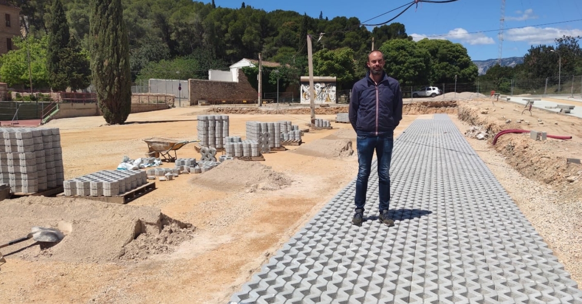 El nou aparcament dautocaravanes de Roquetes va prenen forma