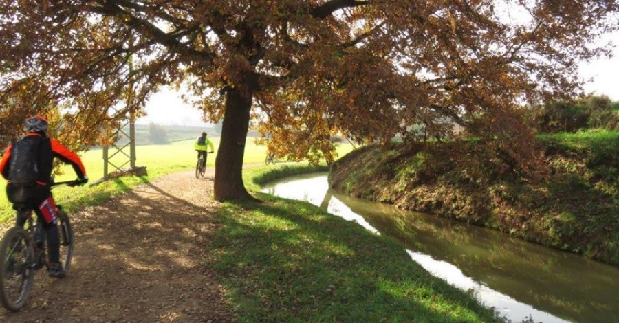 Pedals de Bacus, una ruta per descobrir l&rsquo;ess�ncia del Pla de Bages | EbreActiu.cat, revista digital d&rsquo;oci actiu | Terres de l&rsquo;Ebre ...
