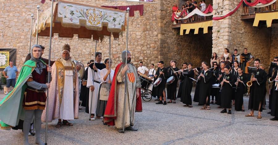 Penscola celebra l’inici de l’estiu amb la recreaci histrica Penscola, Ciutat Papal | EbreActiu.cat, revista digital d’oci actiu | Terres de l’Ebre ...