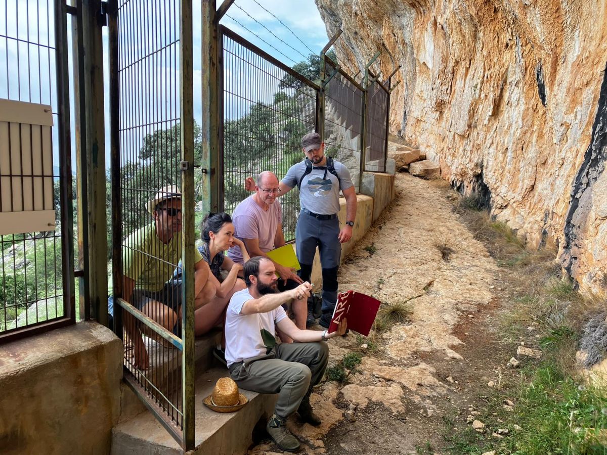 Les pintures rupestres de l’Alt Maestrat, el llegat mil·lenari d’Human Land | EbreActiu.cat, revista digital d’oci actiu | Terres de l’Ebre ... Les pintures rupestres de l’Alt Maestrat, el llegat mil·lenari d’Human Land | EbreActiu.cat, revista digital d’oci actiu | Terres de l’Ebre ...