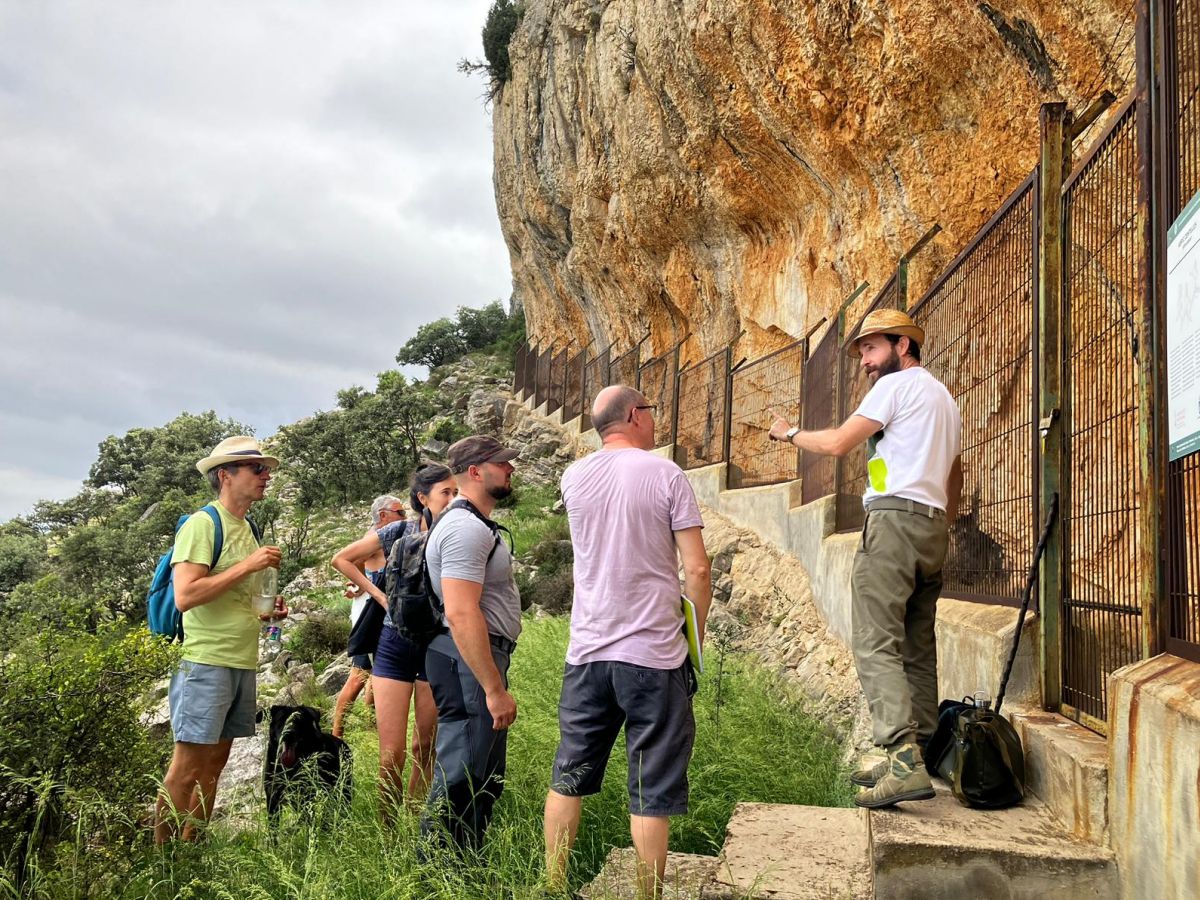 Les pintures rupestres de l&rsquo;Alt Maestrat, el llegat mil�lenari d&rsquo;Human Land | EbreActiu.cat, revista digital d&rsquo;oci actiu | Terres de l&rsquo;Ebre ...