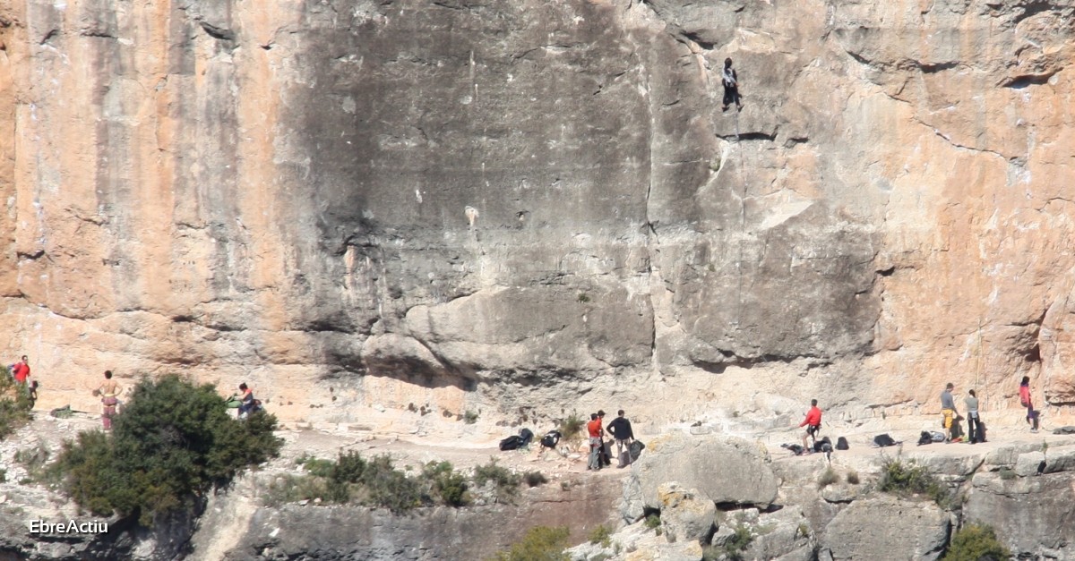 El Parc Natural de Montsant estudia mesures per ordenar la prctica de l’escalada a la zona de Margalef