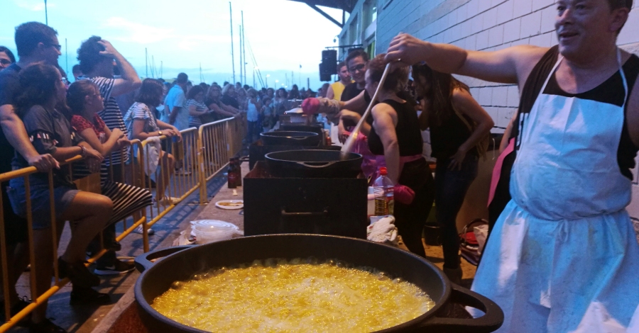 xit de participaci de la 34a Diada de lArrossejat i el polp de La Cala