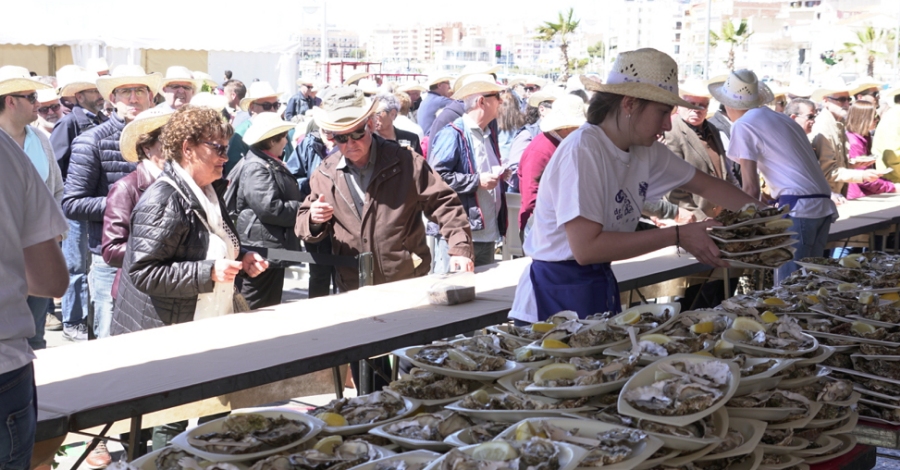 M�s de 4.000 personas participan en la Ampolla en la XXIX Diada de l&rsquo;Ostra del Delta | EbreActiu.cat, revista digital de ocio activo | Terres de l&rsquo;Ebre...