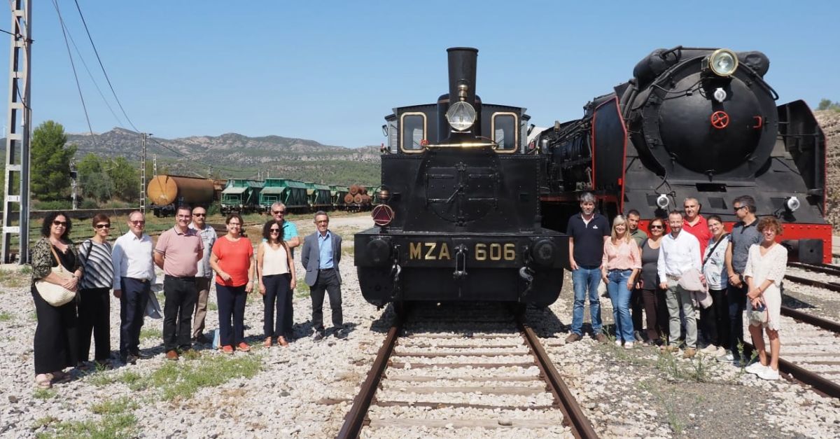 El Museu del Ferrocarril a Mra la Nova presenta la Cuco, la locomotora de vapor ms antiga en funcionament a Catalunya