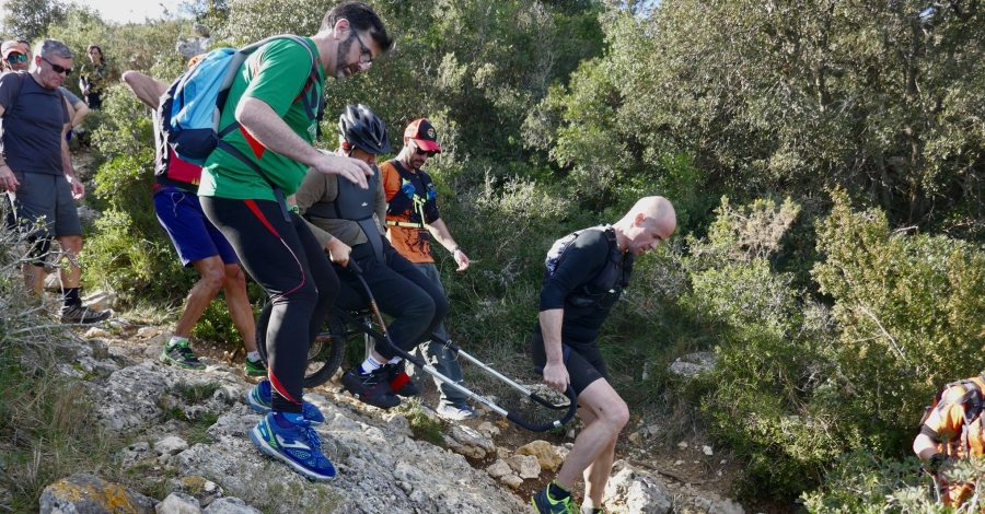 Pujada a la Foradada amb cadira de rodes adaptada | EbreActiu.cat, revista digital d&rsquo;oci actiu | Terres de l&rsquo;Ebre ...