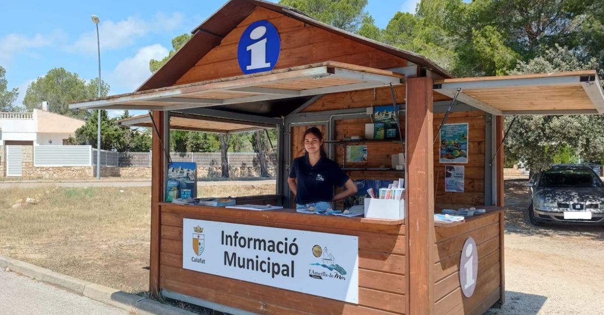 En marxa els punts dinformaci turstica a les urbanitzacions de lAmetlla de Mar