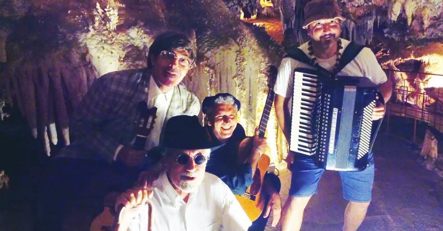 Viatja amb els Quicos a les Coves Meravelles de Benifallet