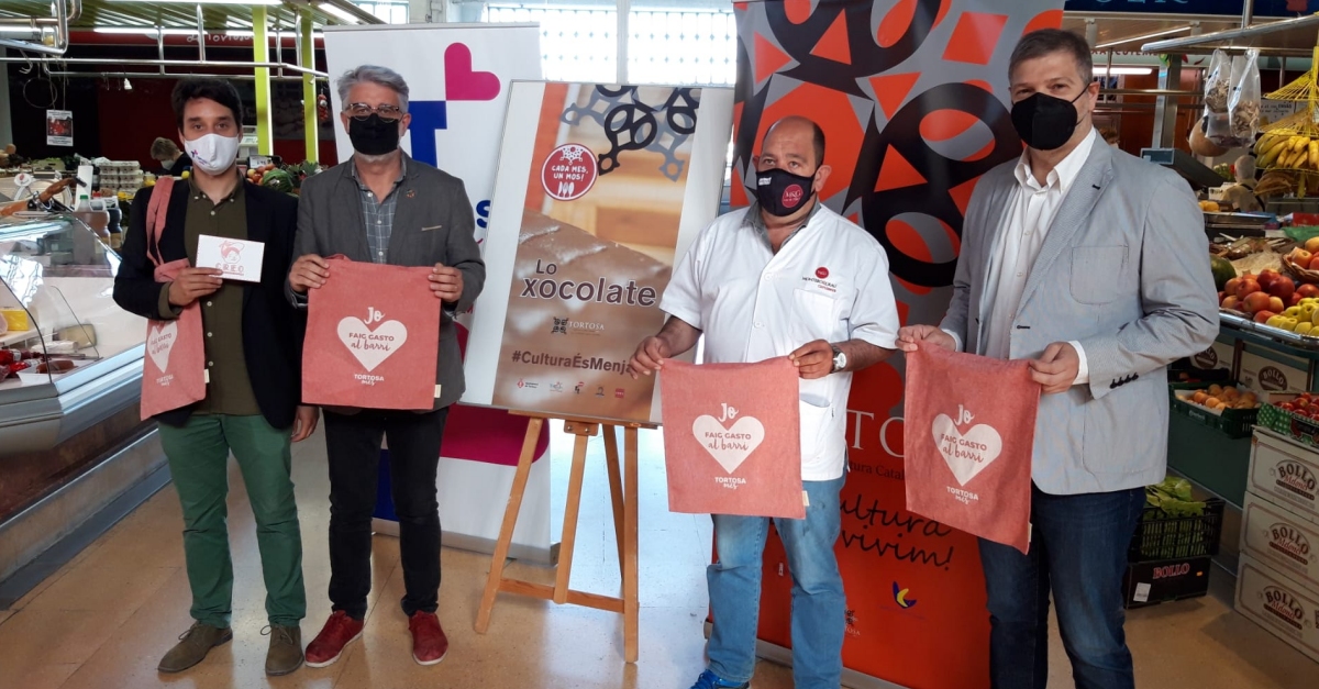 El gremi de la restauraci de Tortosa se suma a les accions del cicle Cada Mes Un Mos per potenciar el producte local