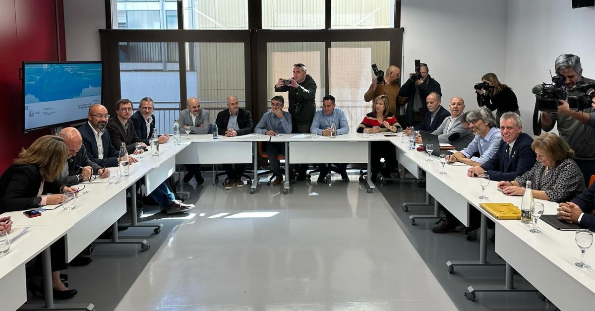 El govern espanyol avanar obres al delta de lEbre davant el retard de lavaluaci ambiental del Pla de Protecci