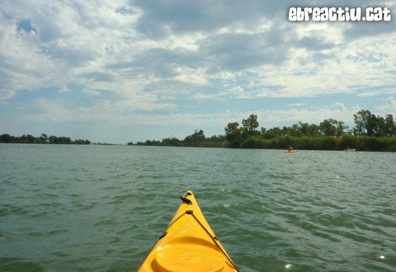 Riu Ebre i gola de Migjorn amb caiac | EbreActiu.cat, revista digital d’oci actiu | Terres de l’Ebre ... Riu Ebre i gola de Migjorn amb caiac | EbreActiu.cat, revista digital d’oci actiu | Terres de l’Ebre ...
