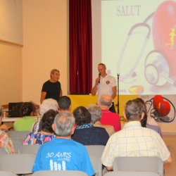 �scar Gri�� presenta als patrocinadors el seu projecte Salut i Cames 