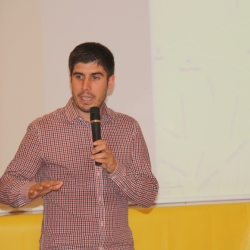 �scar Gri�� presenta als patrocinadors el seu projecte Salut i Cames 