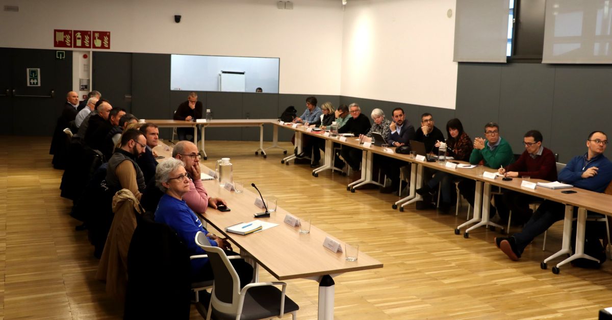 La Taula de lAigua de les Terres de lEbre recull una seixantena de propostes per millorar la gesti hdrica