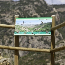 Senderismo en Asc�, en la Ribera de Ebro