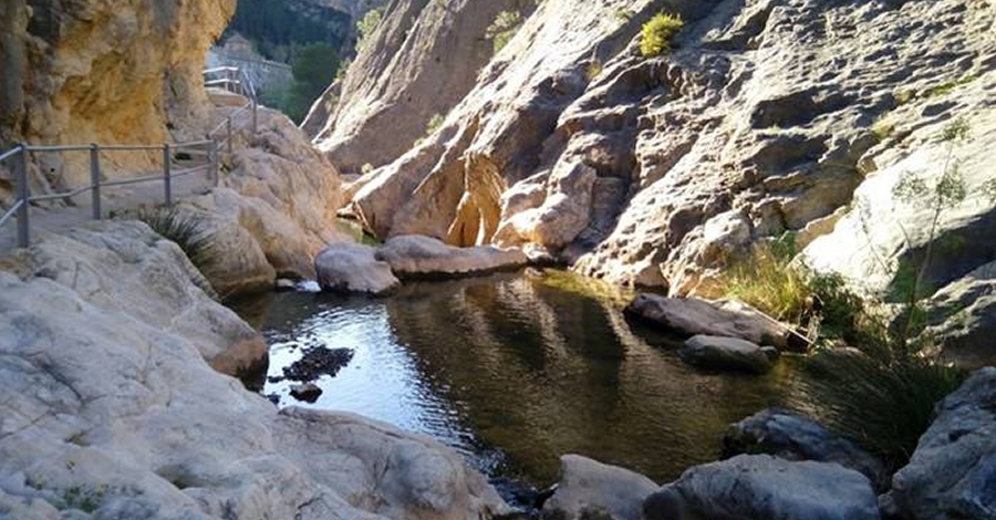Salida por la Vall de la Jepa, la Fontcalda y la V�a Verde