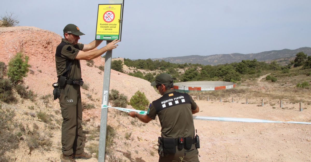 Tancat laccs a cinc espais naturals del pas per lelevat risc dincendi