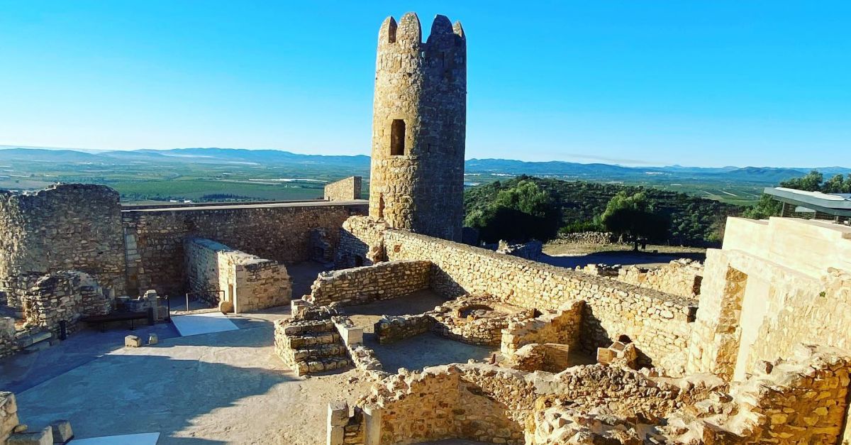Tornen les visites guiades al Castell d’Ulldecona | EbreActiu.cat, revista digital d’oci actiu | Terres de l’Ebre ...