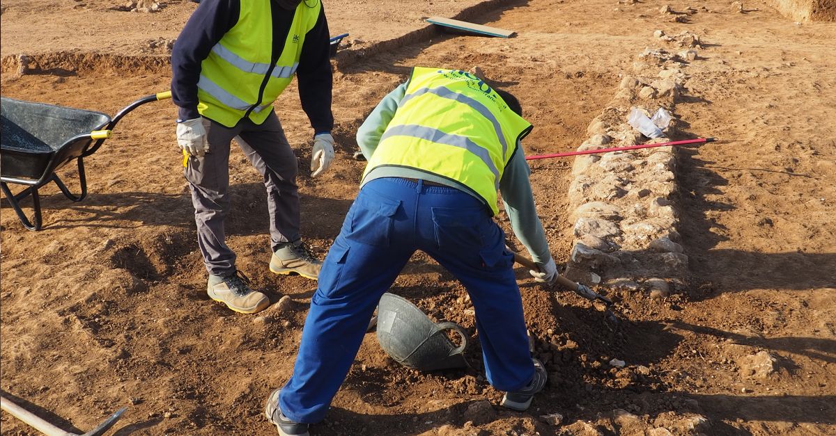 Es descobreixen troballes de lEdat de Bronze al jaciment del Mas de Fabra a Benicarl