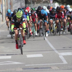 Joan Font s&rsquo;imposa a la novena edici� del Trofeu Ciutat d&rsquo;Amposta de ciclisme