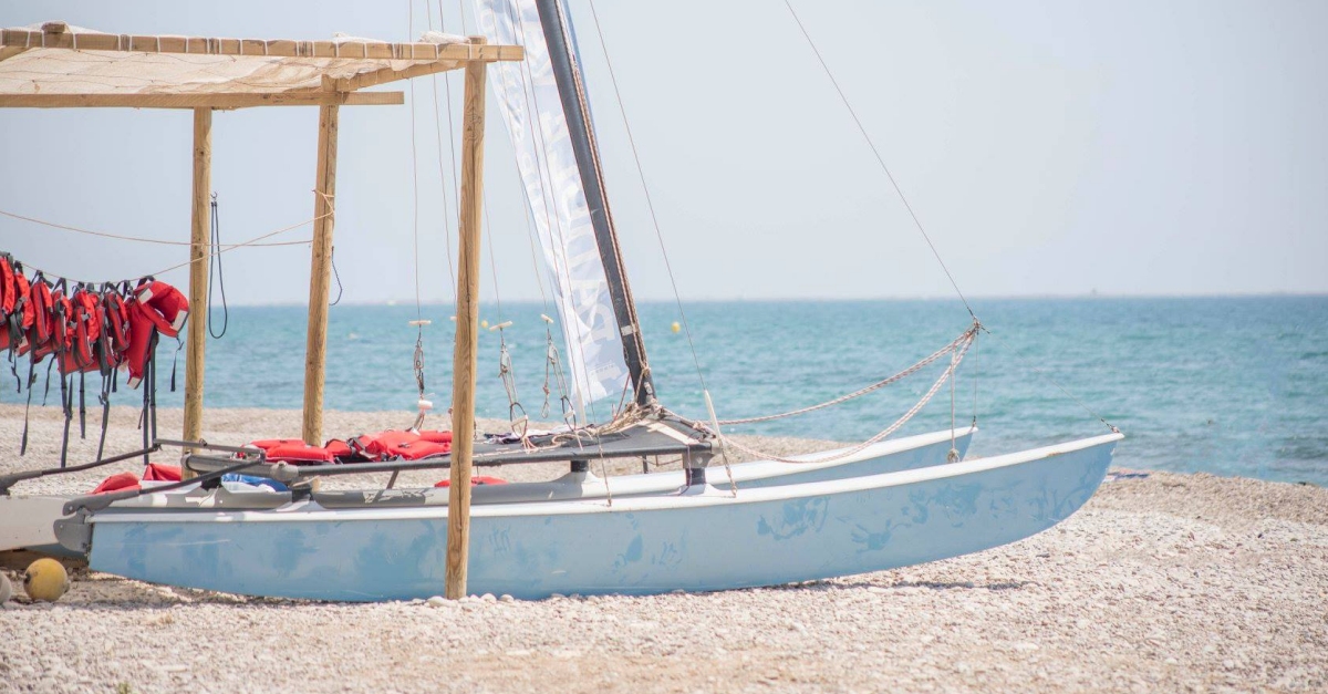 Lactivitat nutica de vela, un nou recurs educatiu i de lleure a Alcanar