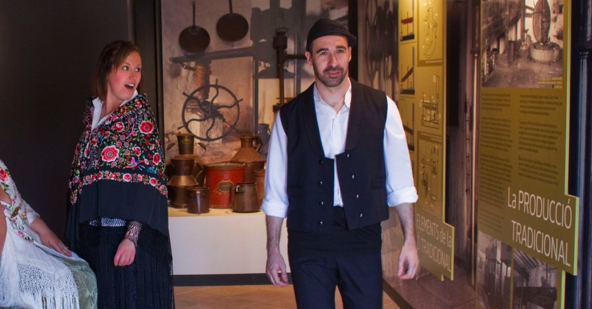 Visites guiadas teatralizadas al Centre d�Interpretaci� de la Vida a la Plana de Santa B�rbara