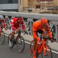 Imatges de la Volta Catalunya al Pont Penjant d’Amposta